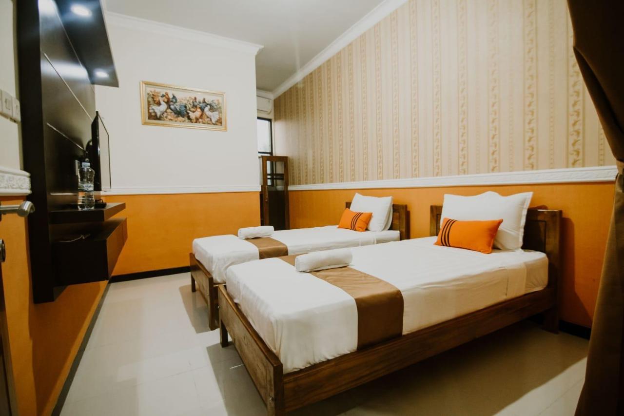 Grand Valonia Otel Jembel Dış mekan fotoğraf