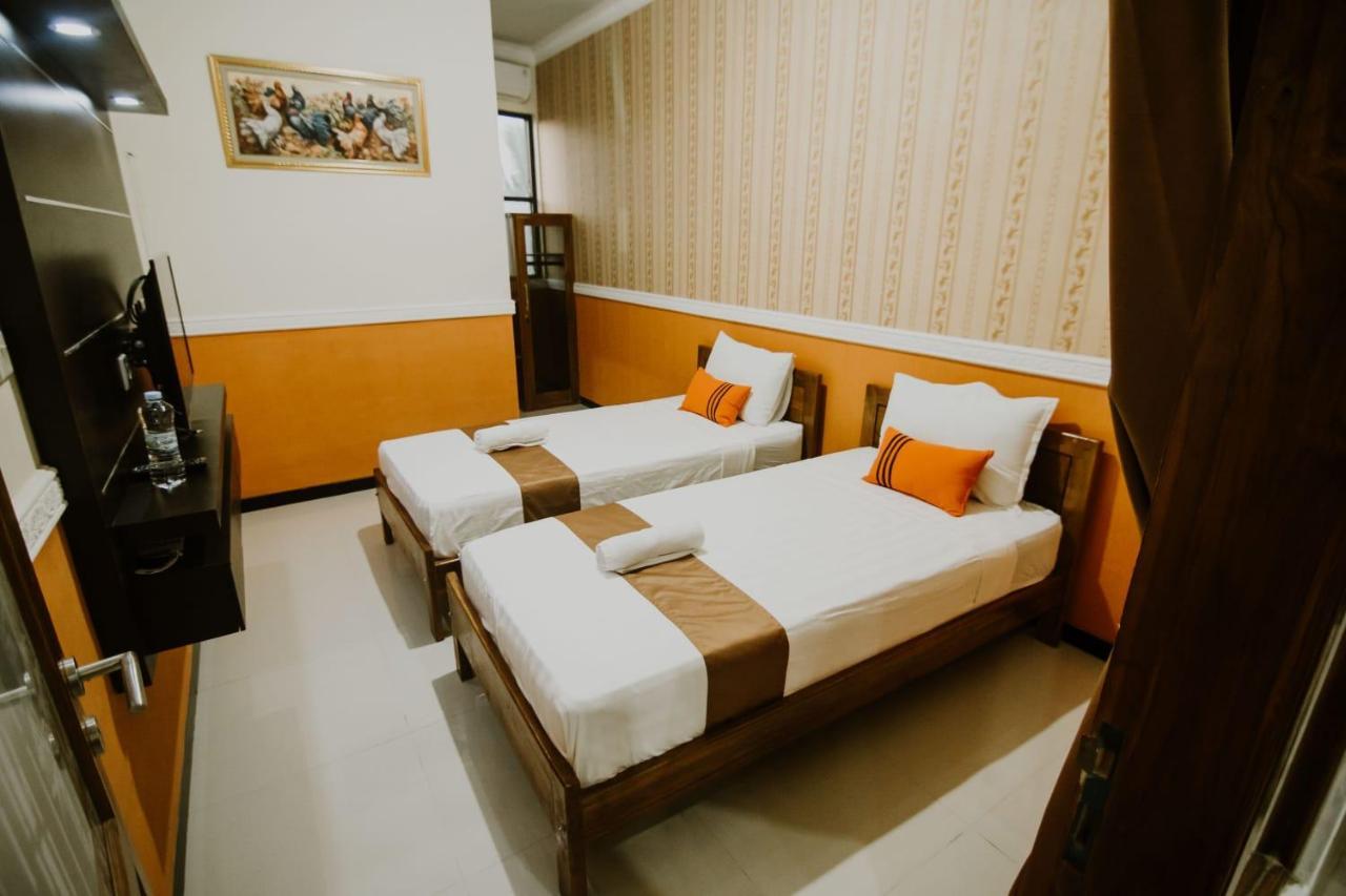 Grand Valonia Otel Jembel Dış mekan fotoğraf