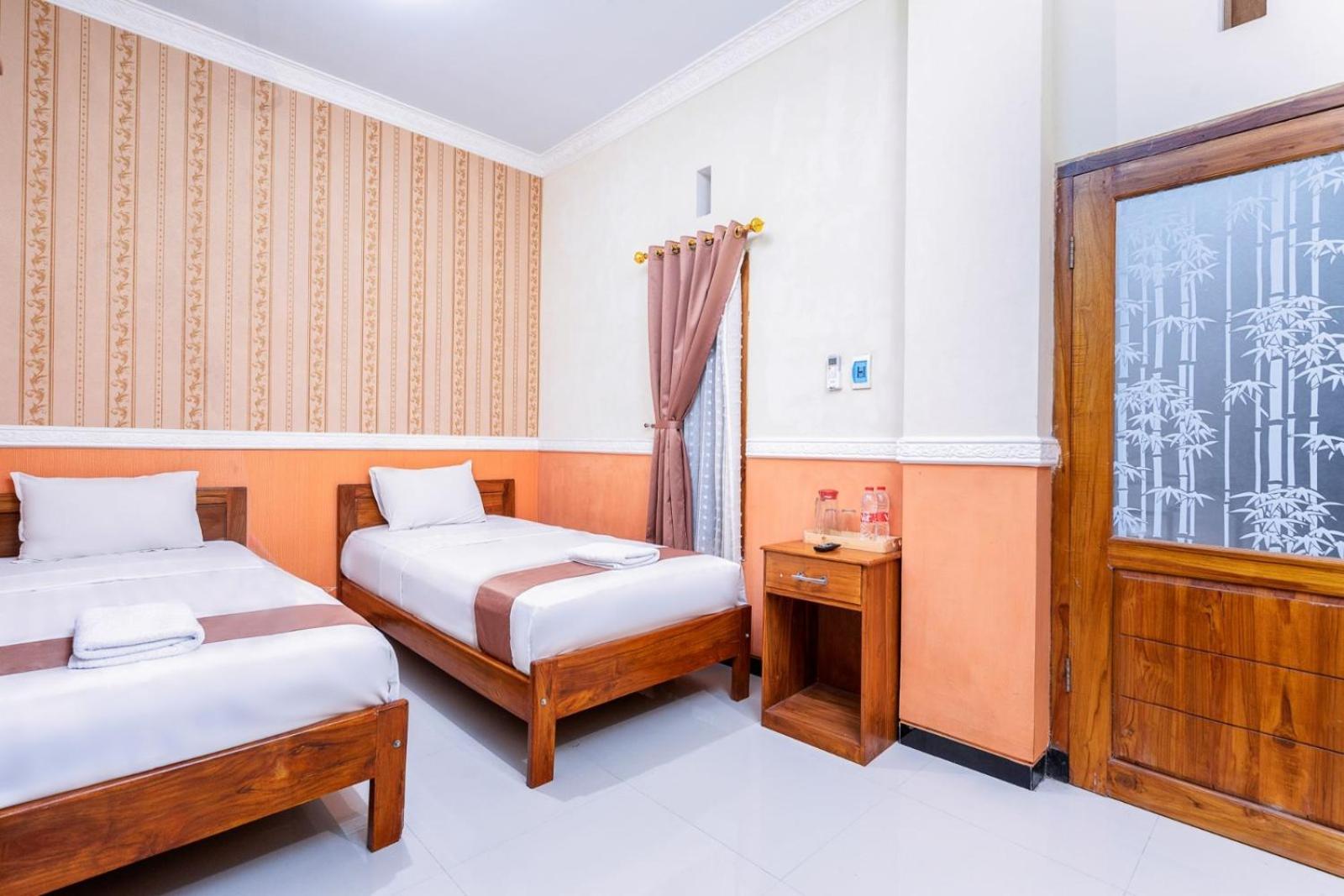 Grand Valonia Otel Jembel Dış mekan fotoğraf