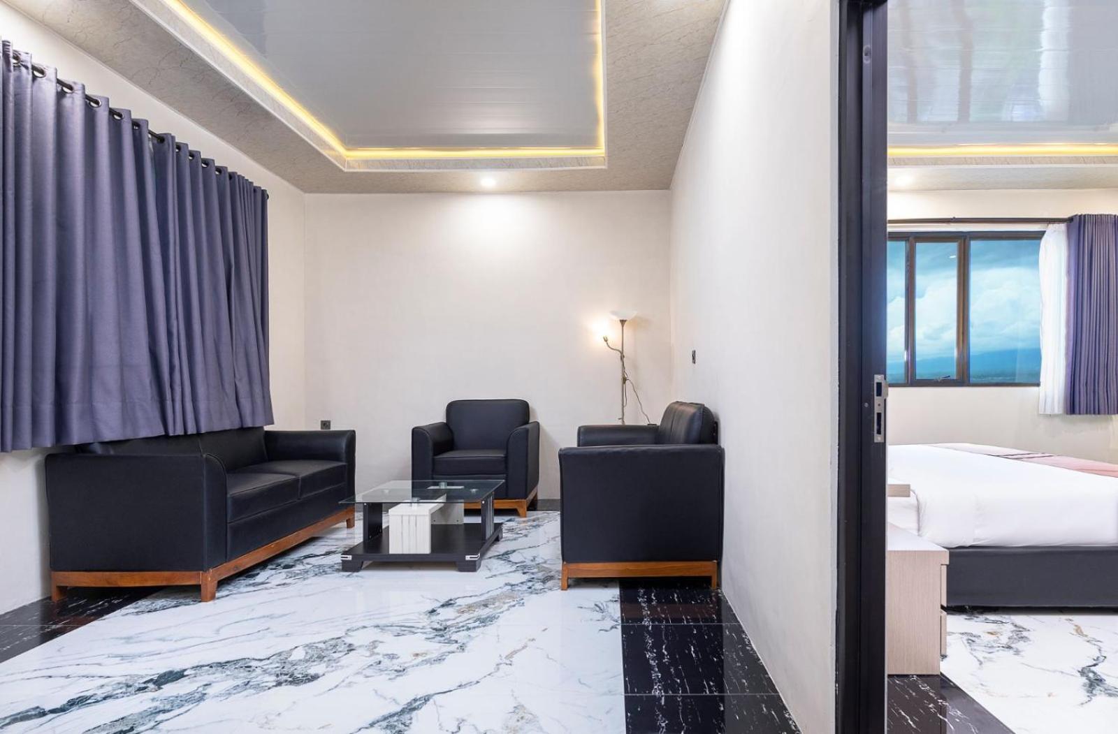 Grand Valonia Otel Jembel Dış mekan fotoğraf