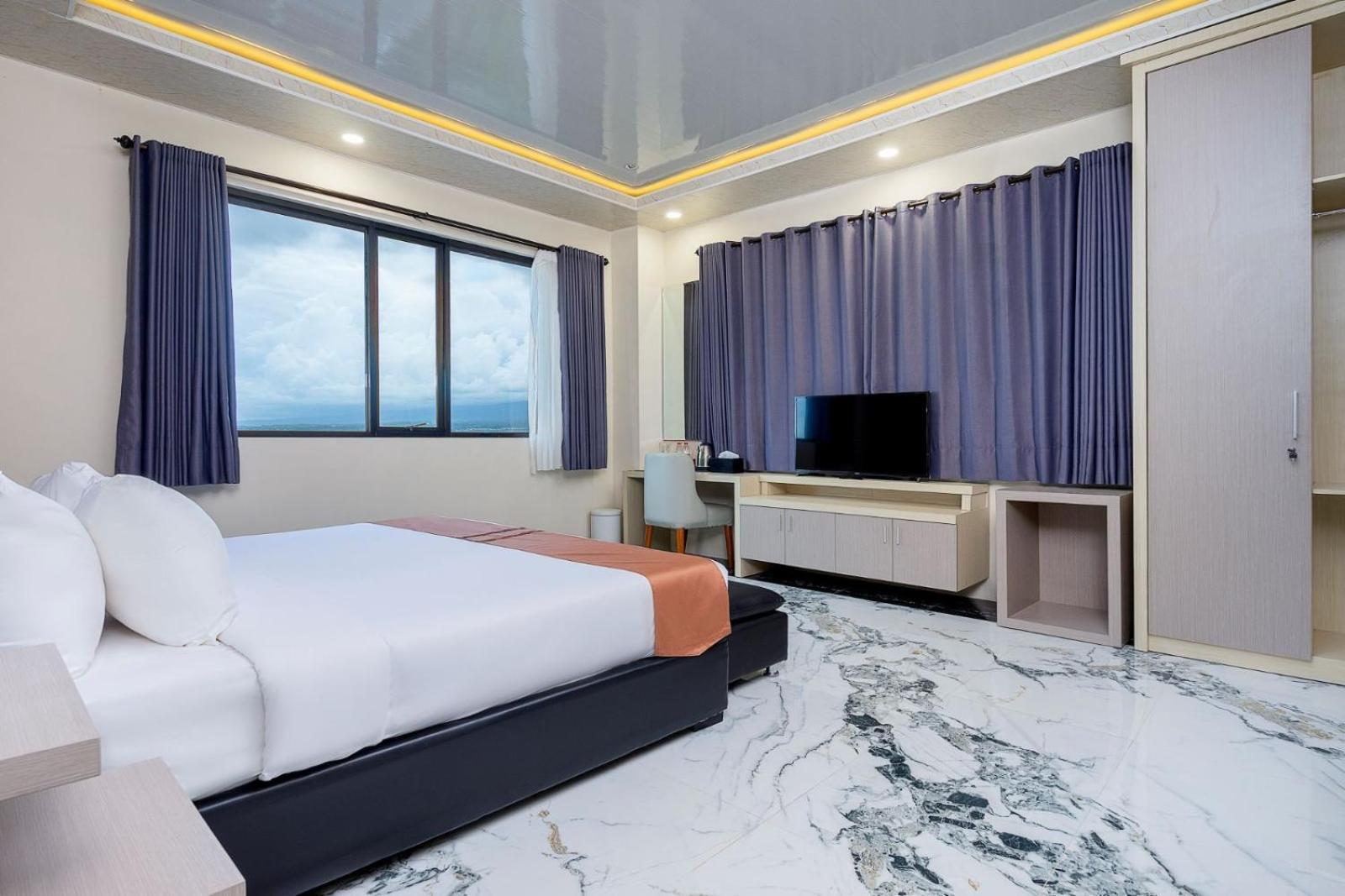 Grand Valonia Otel Jembel Dış mekan fotoğraf