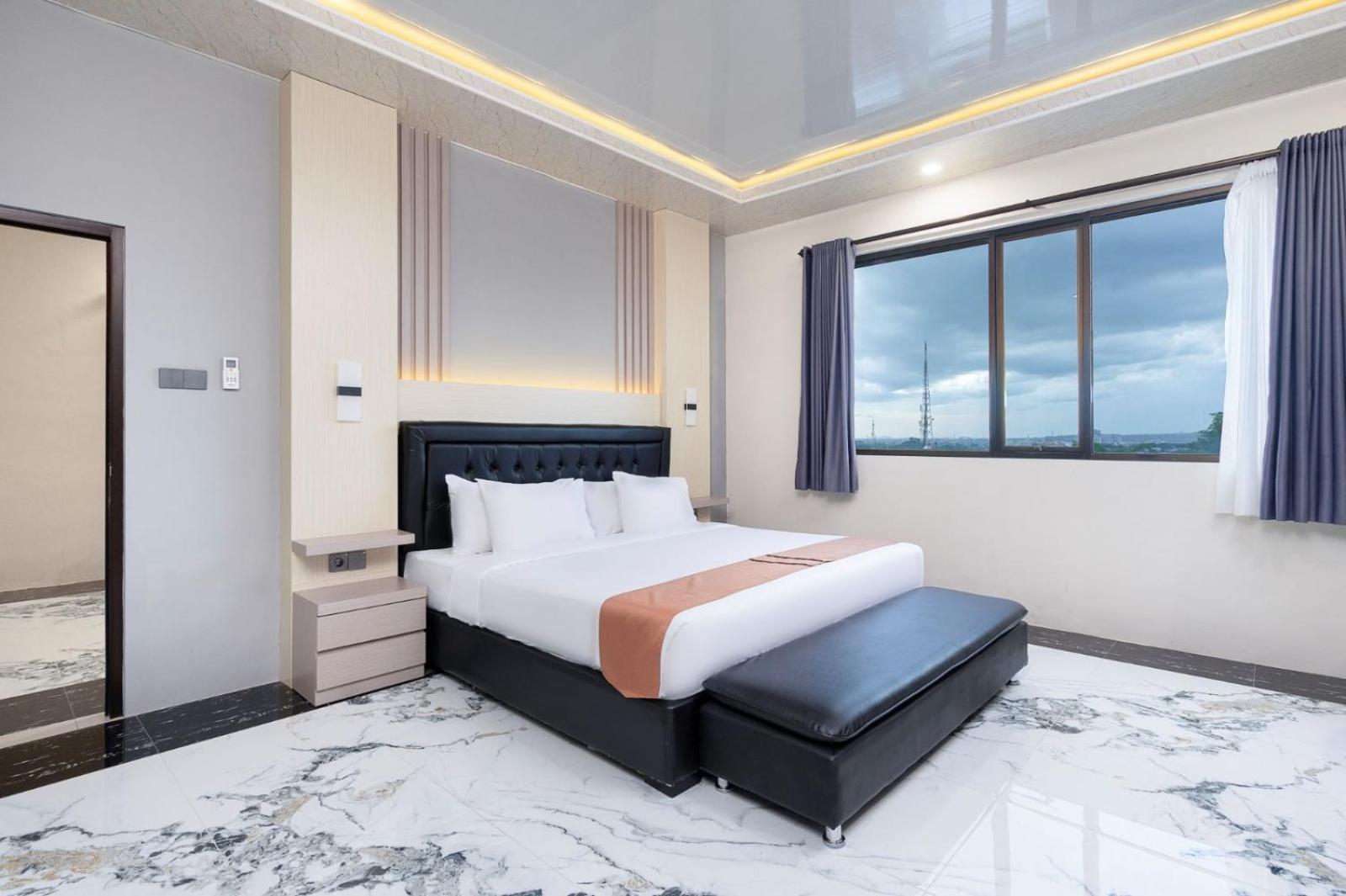 Grand Valonia Otel Jembel Dış mekan fotoğraf